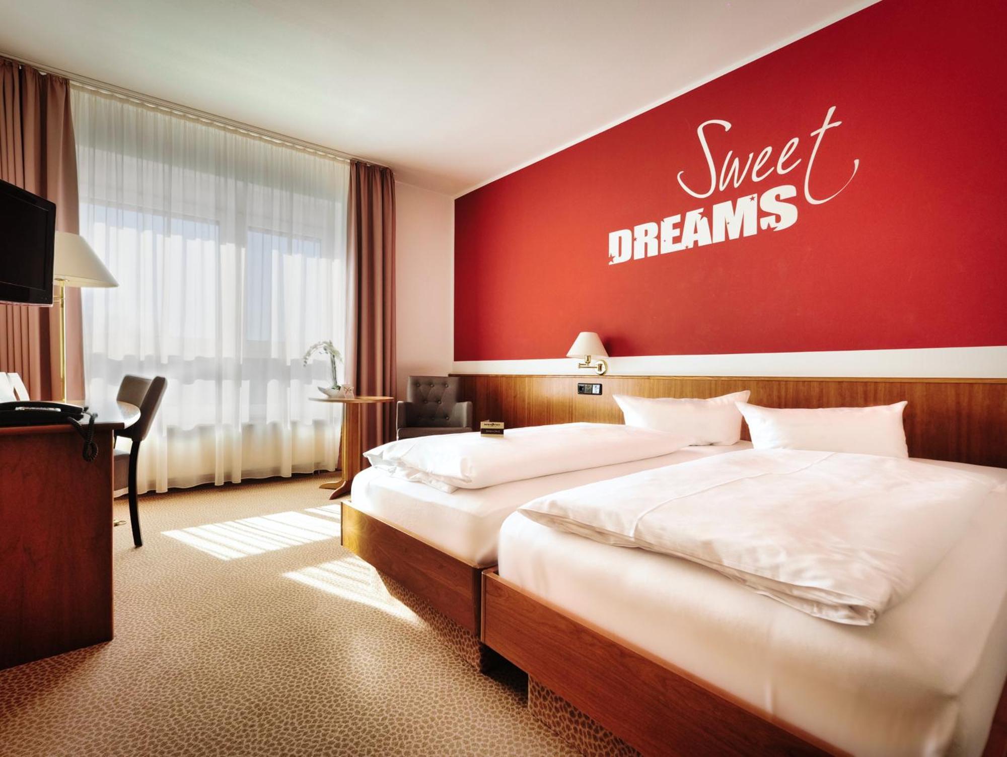 Hotel Sportwelt Radeberg Ngoại thất bức ảnh