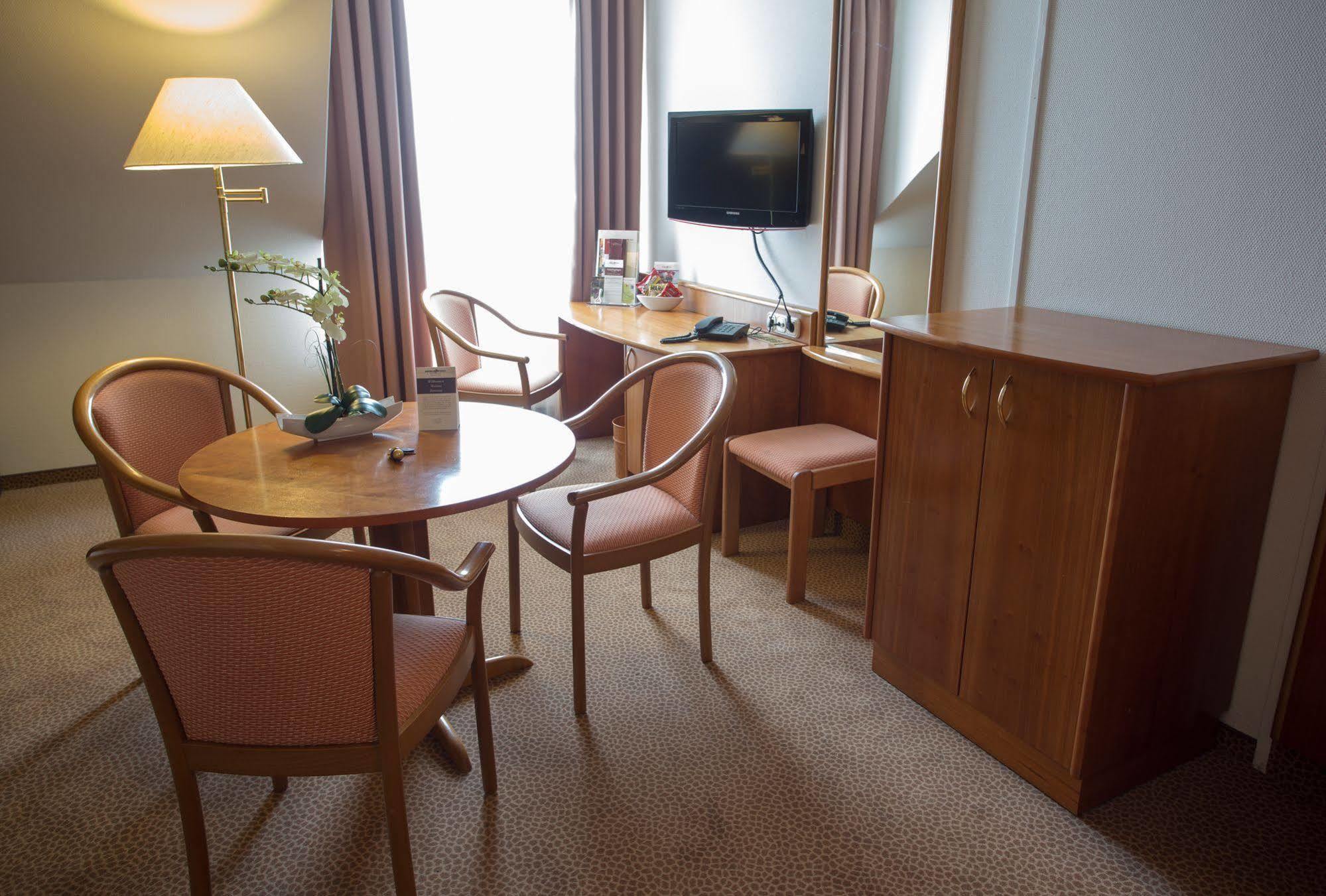 Hotel Sportwelt Radeberg Ngoại thất bức ảnh