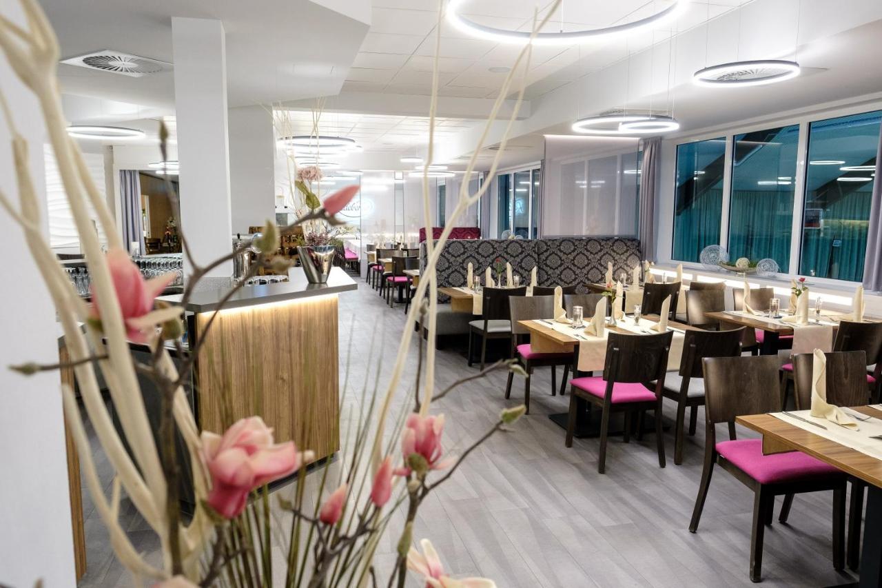 Hotel Sportwelt Radeberg Ngoại thất bức ảnh