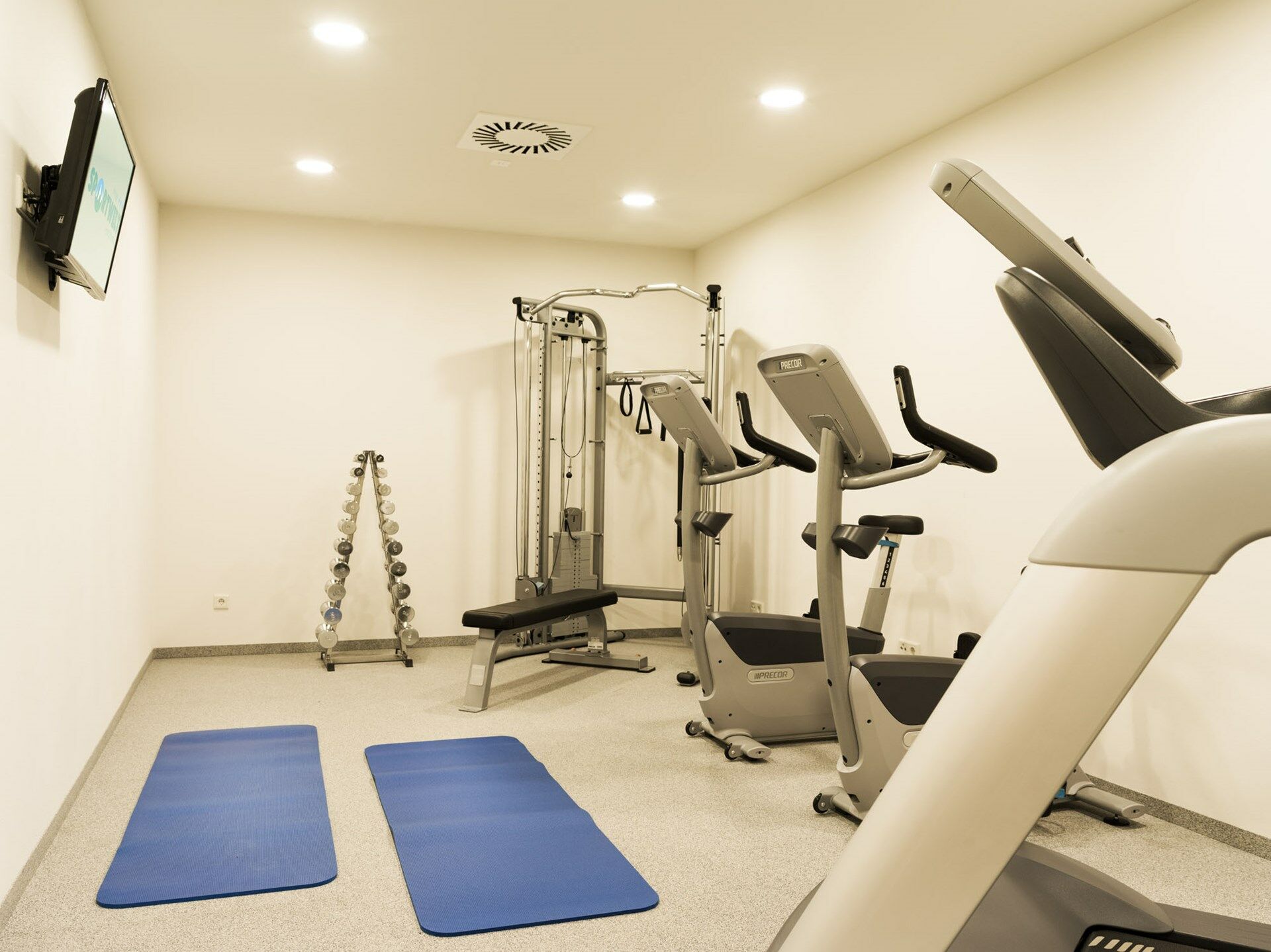 Hotel Sportwelt Radeberg Ngoại thất bức ảnh